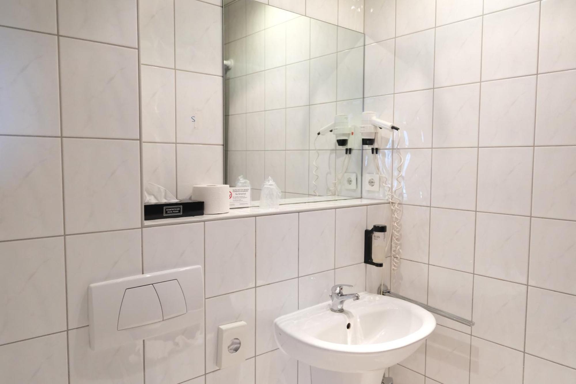 Stargaze Forum Hotel Duesseldorf-Χίλντεν Εξωτερικό φωτογραφία